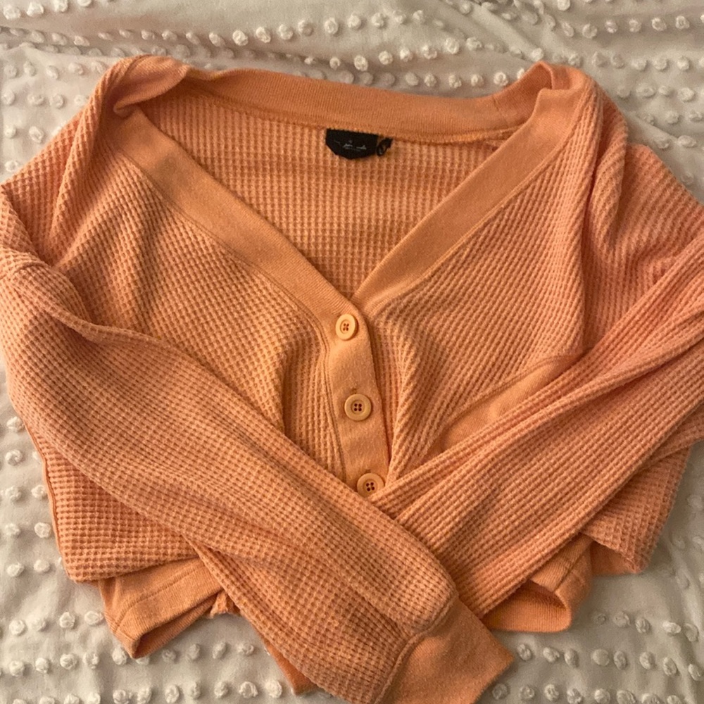 coral urban outfitters cropped sweater size small